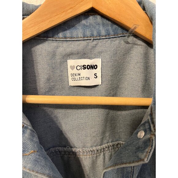 NWT womens rhinstone denim jacket (oversized small) - Picture 3 of 5